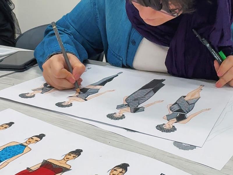 دوره طراحی لباس